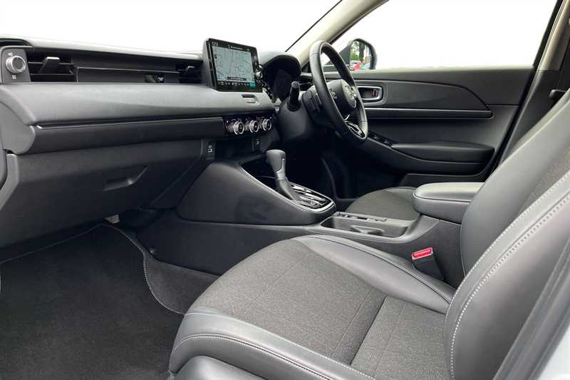 Used Honda HR-V 2023 for sale - 76155308: Photo 2
