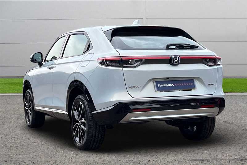 Used Honda HR-V 2023 for sale - 76155308: Photo 3