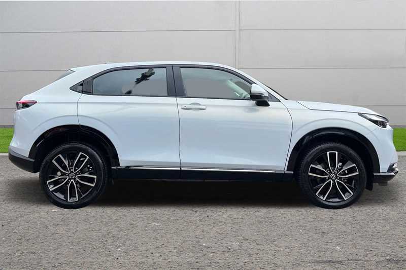 Used Honda HR-V 2023 for sale - 76155308: Photo 5
