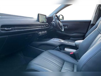 Used Honda ZR-V 2025 for sale - 76999899: Photo