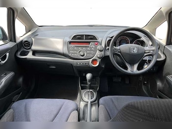 Used Honda Jazz 2011 for sale - 79160135: Photo