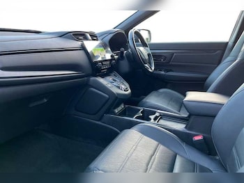 Used Honda CR-V 2022 for sale - 76442011: Photo