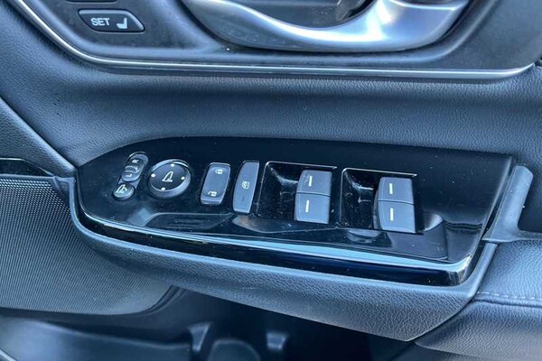 Used Honda CR-V 2019 for sale - 76176448: Photo 18