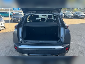 Used Peugeot 2008 2021 for sale - 78310265: Photo