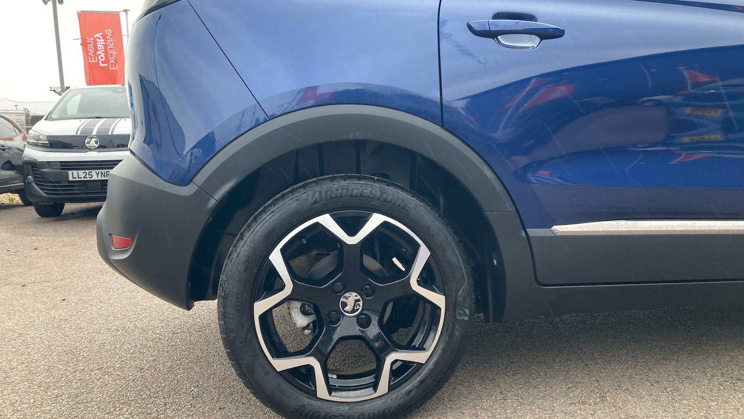 Used Vauxhall Crossland 2022 for sale - 75937991: Photo 7