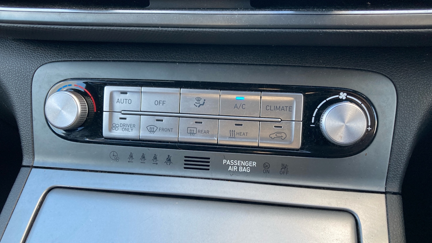 Used Hyundai KONA 2023 for sale - 76895233: Photo 27