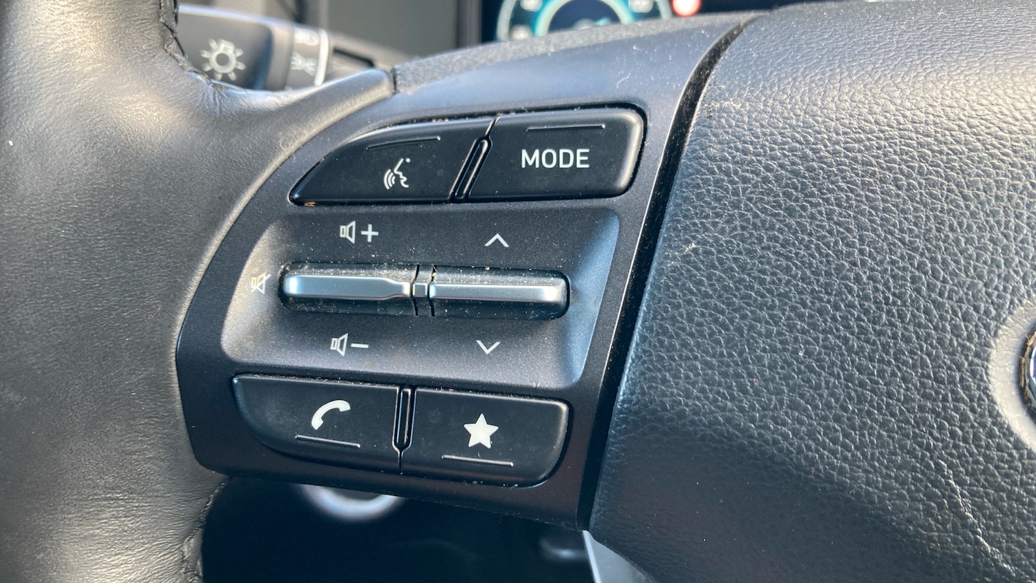 Used Hyundai KONA 2023 for sale - 76895233: Photo 28