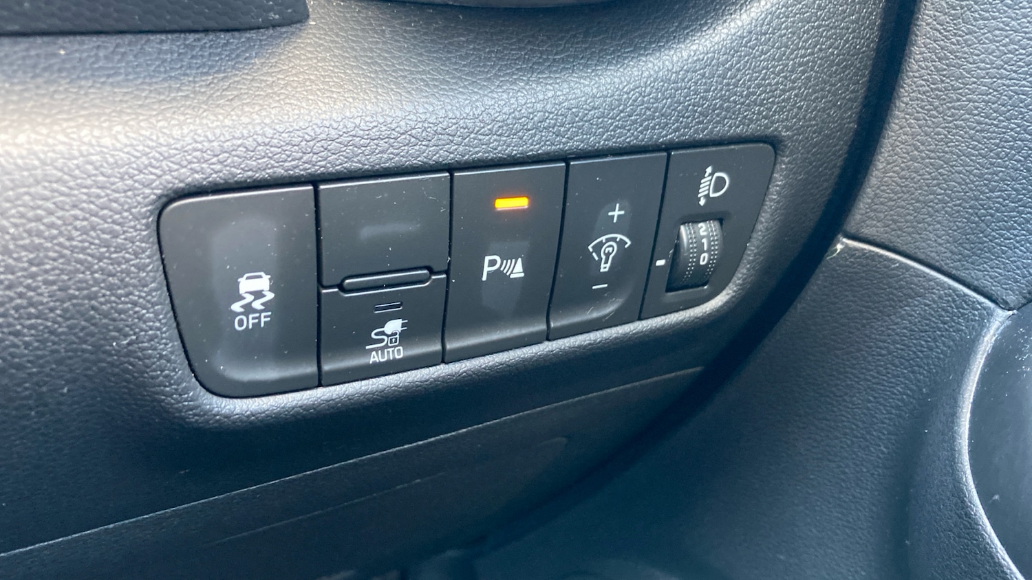 Used Hyundai KONA 2023 for sale - 76895233: Photo 31