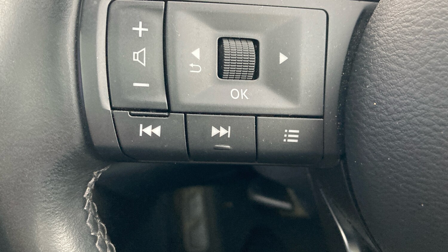 Used Nissan Qashqai 2022 for sale - 76101995: Photo 28