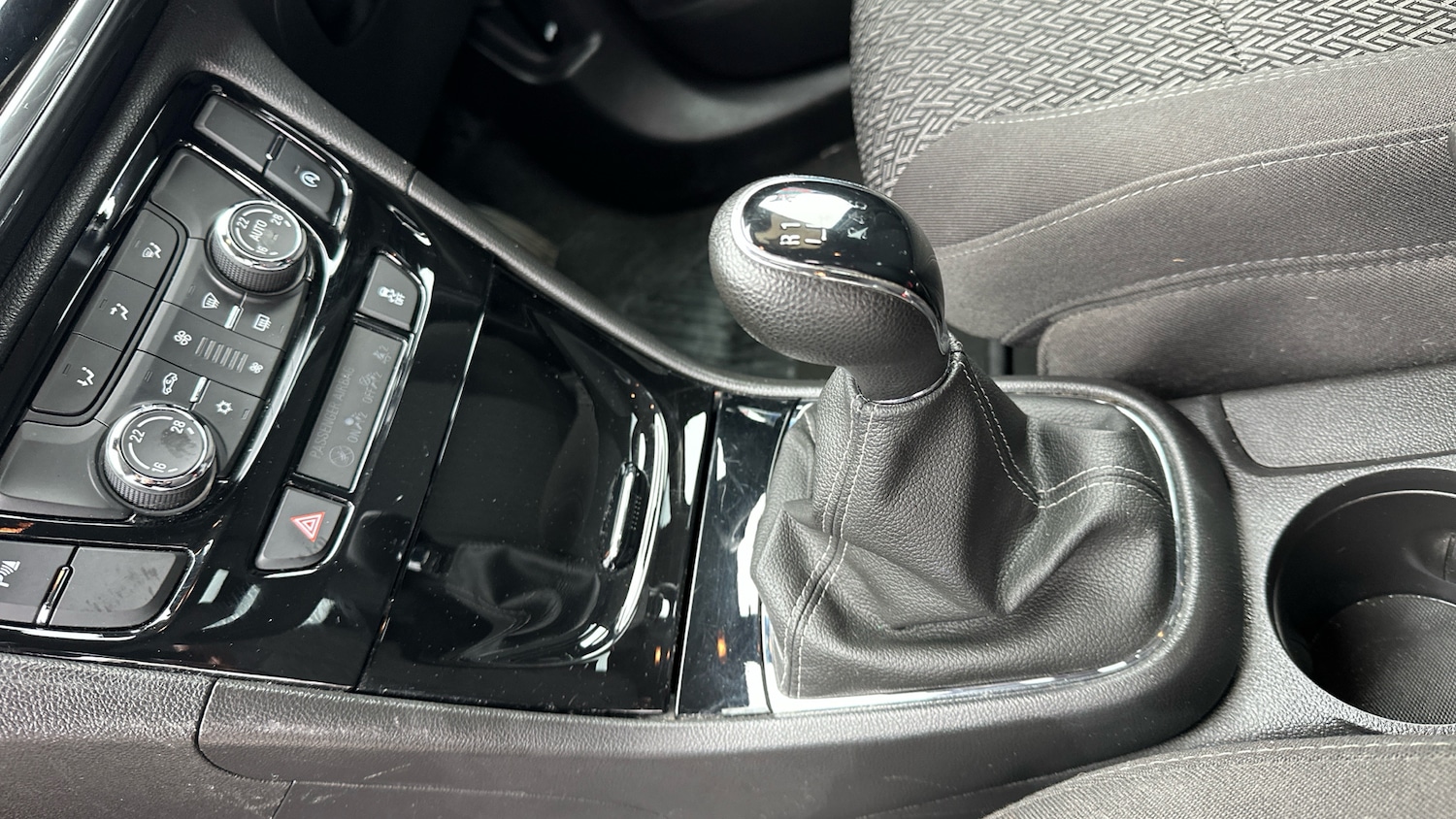 Used Vauxhall Mokka X 2019 for sale - 77893236: Photo 13