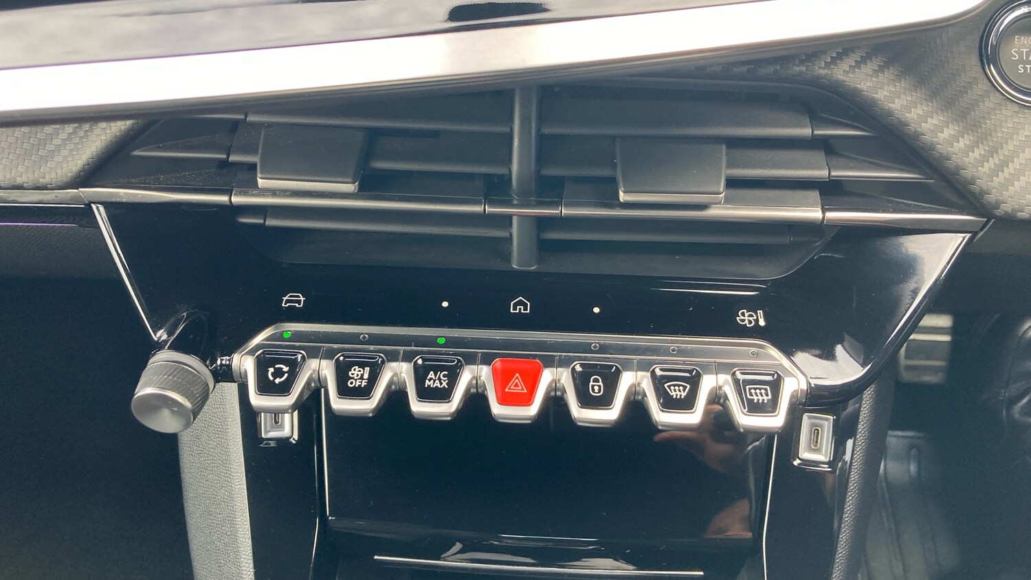 Used Peugeot 2008 2023 for sale - 76391600: Photo 34