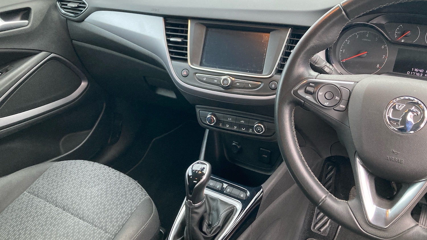 Used Vauxhall Crossland 2022 for sale - 76969649: Photo 14