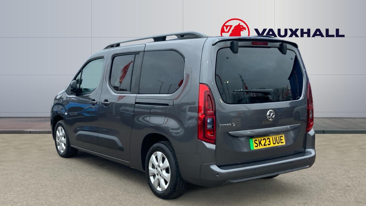 Used Vauxhall Combo Life 2023 for sale - 77063861: Photo 2