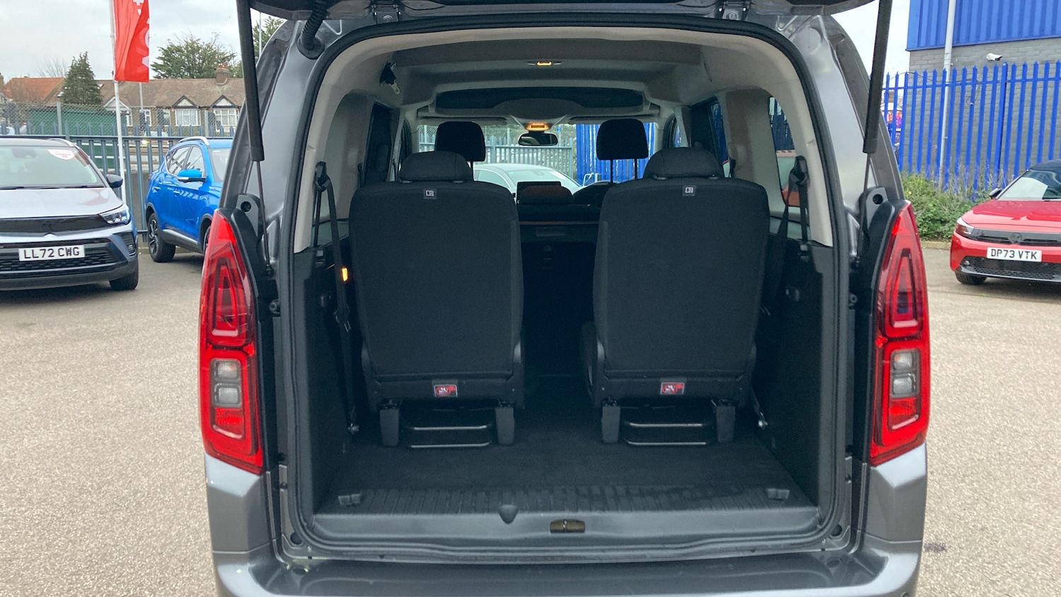 Used Vauxhall Combo Life 2023 for sale - 77063861: Photo 4