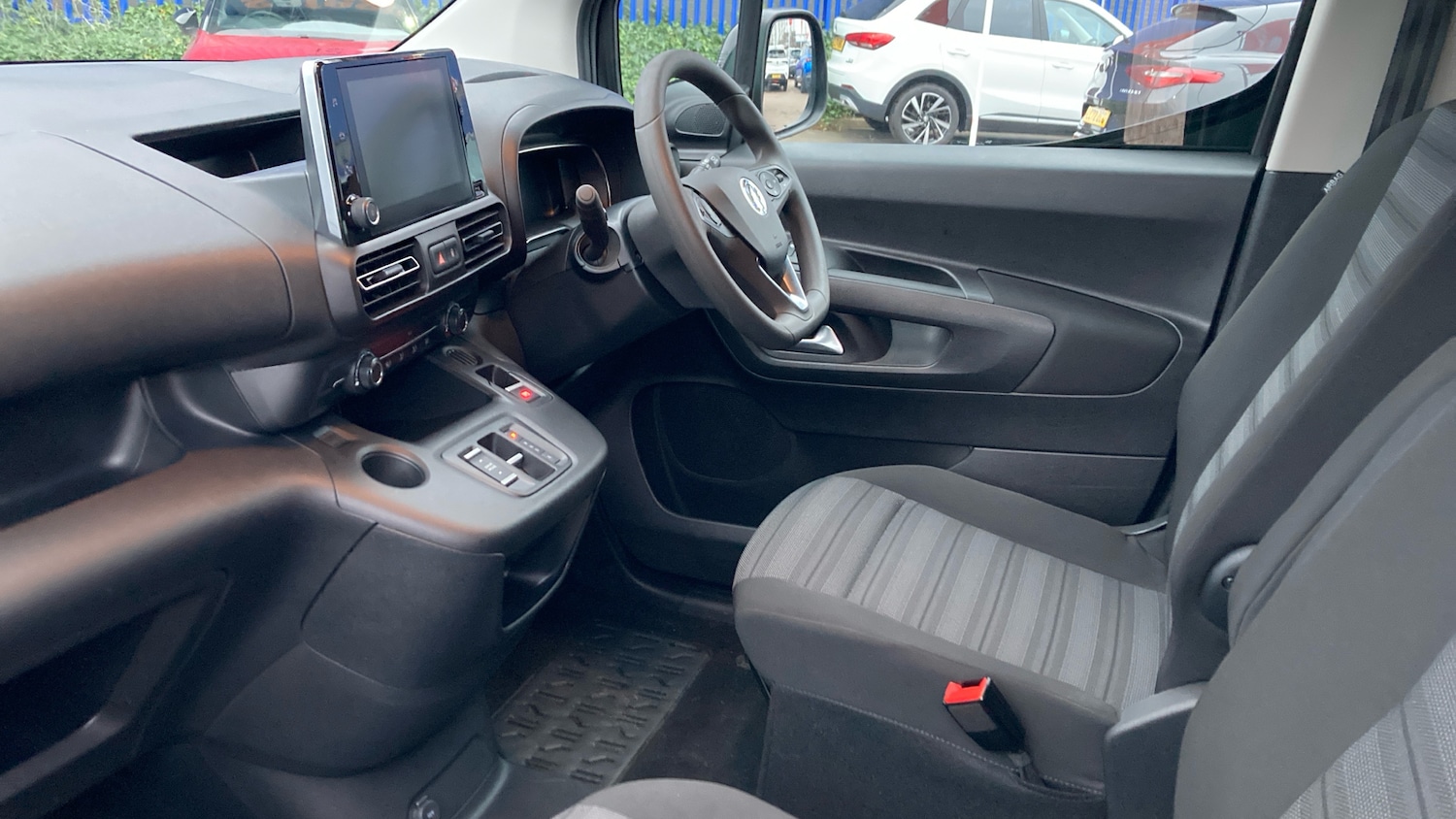 Used Vauxhall Combo Life 2023 for sale - 77063861: Photo 9