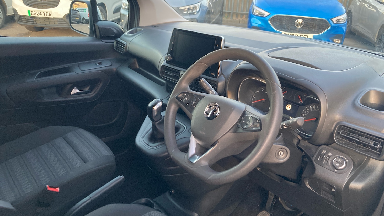 Used Vauxhall Combo Life 2019 for sale - 76779244: Photo 11