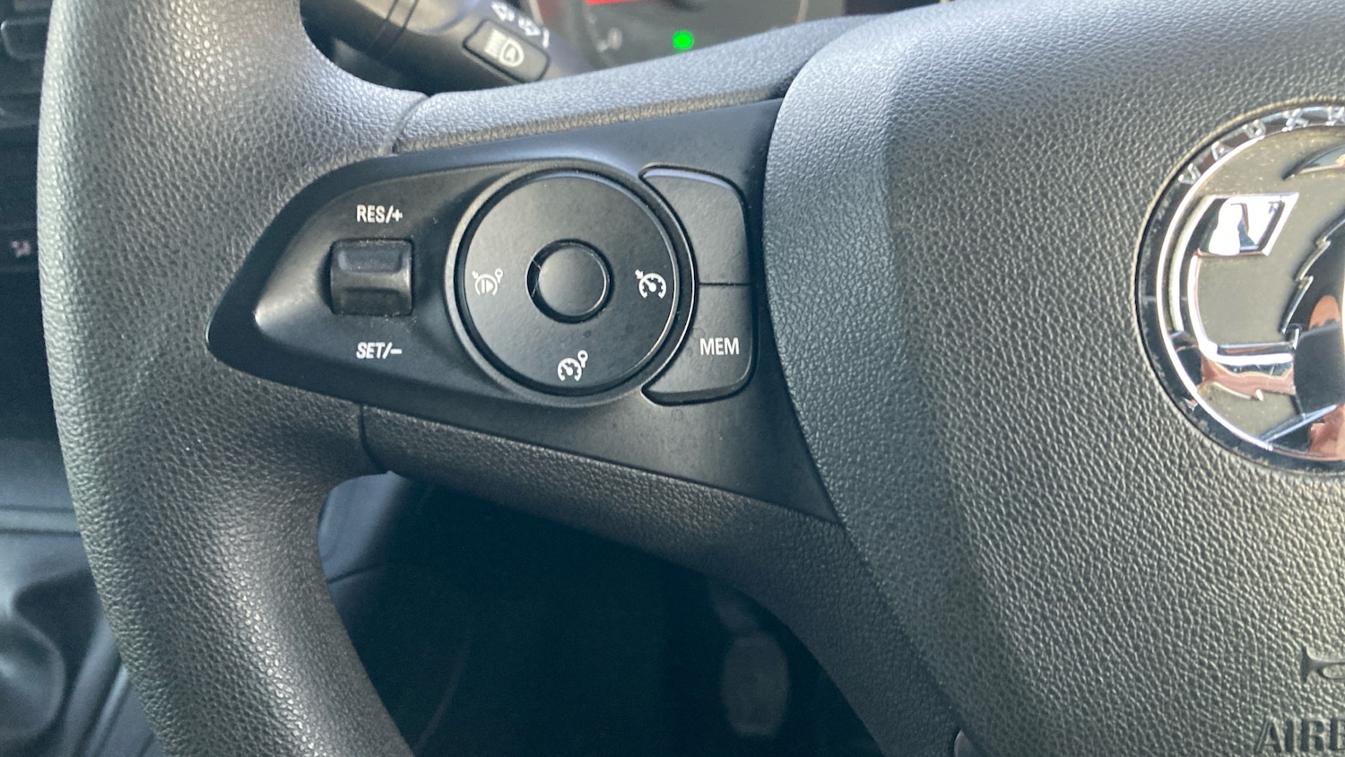 Used Vauxhall Combo Life 2019 for sale - 76779244: Photo 25