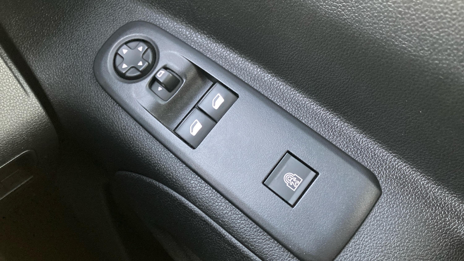 Used Vauxhall Combo Life 2019 for sale - 76779244: Photo 27