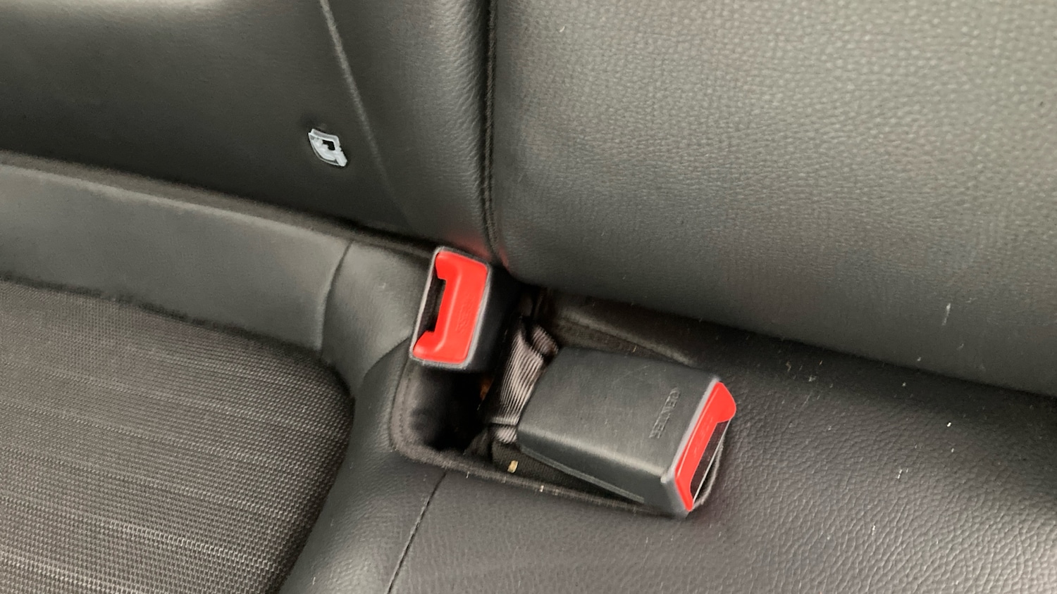 Used Kia Stonic 2023 for sale - 77245461: Photo 17