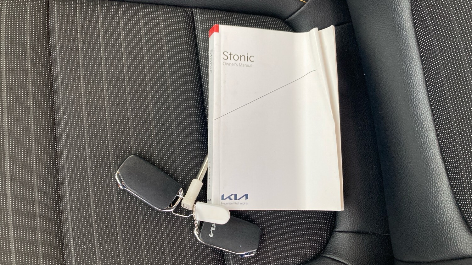 Used Kia Stonic 2023 for sale - 77245461: Photo 19