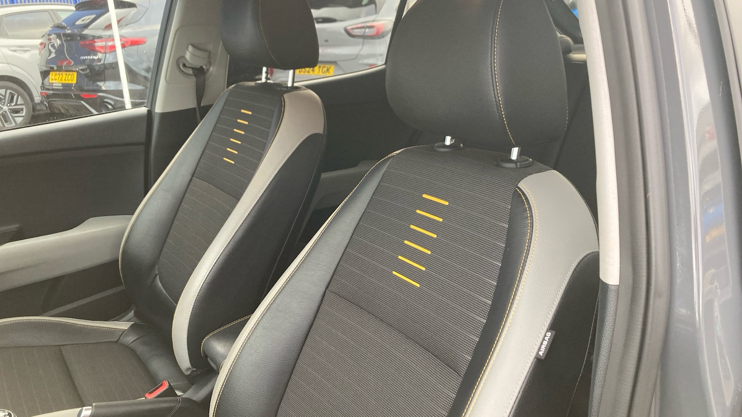 Used Kia Stonic 2023 for sale - 77245461: Photo 21