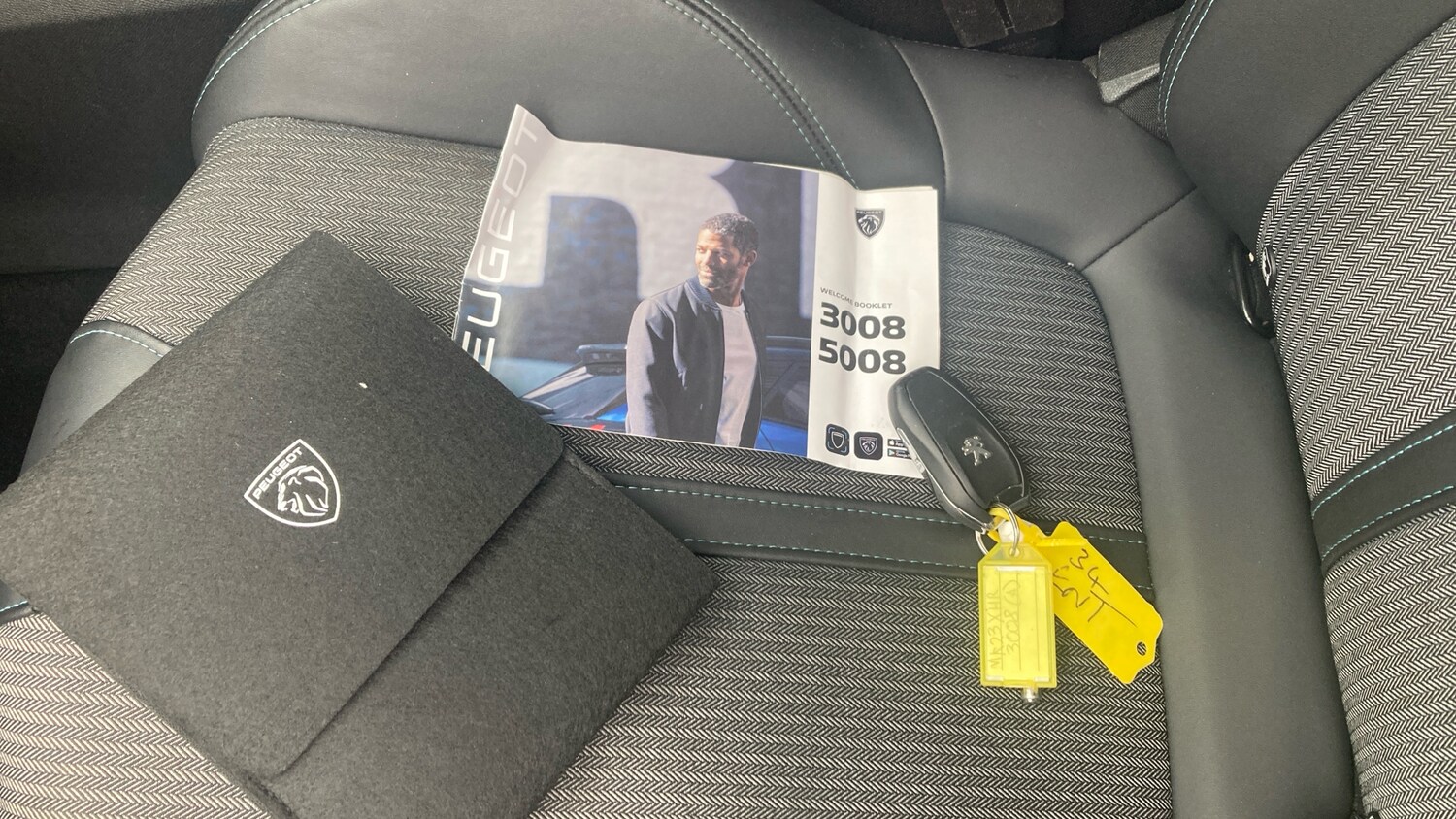 Used Peugeot 3008 2023 for sale - 76157089: Photo 19