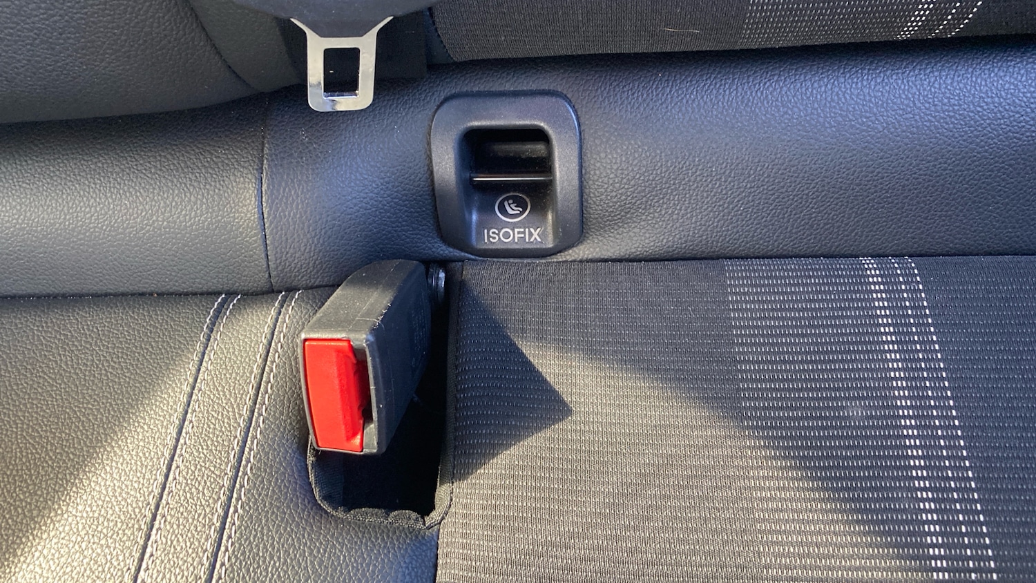 Used Mercedes-Benz GLA 2019 for sale - 76048932: Photo 17
