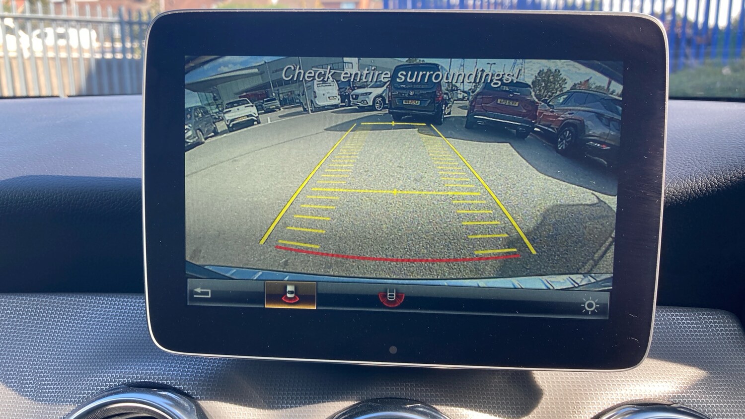 Used Mercedes-Benz GLA 2019 for sale - 76048932: Photo 33