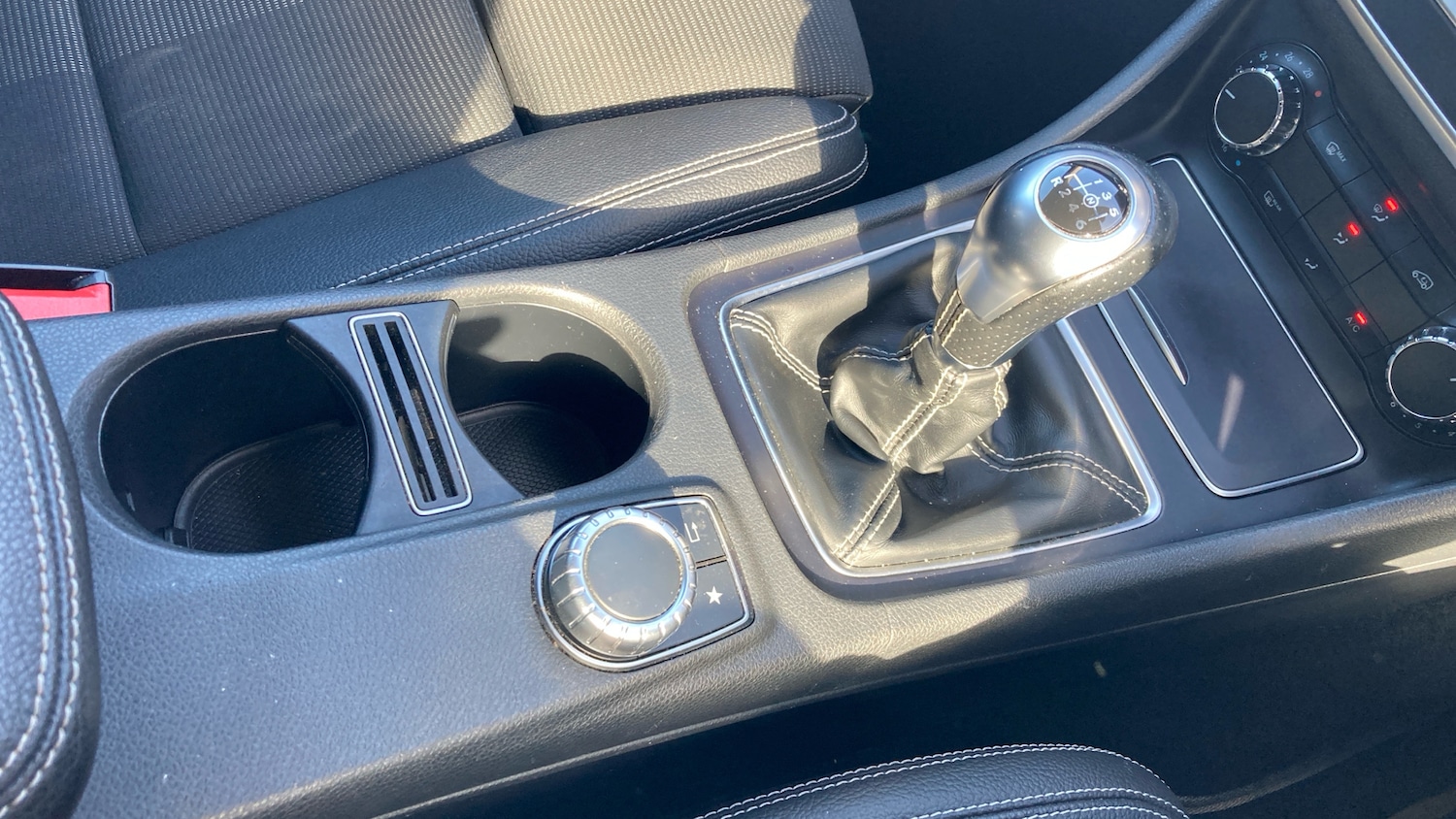 Used Mercedes-Benz GLA 2019 for sale - 76048932: Photo 36
