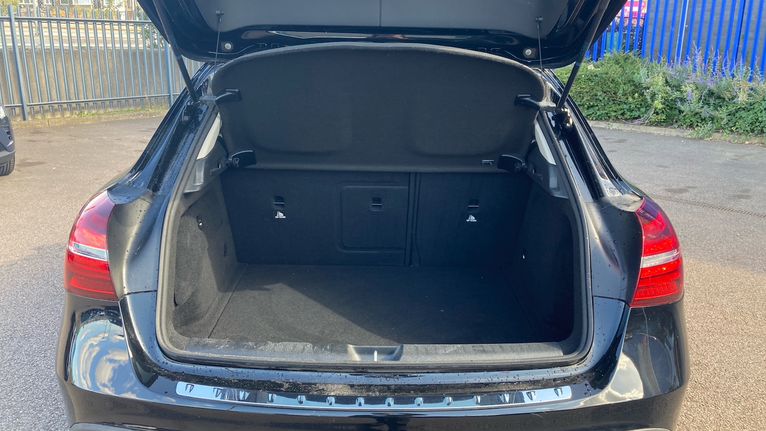 Used Mercedes-Benz GLA 2019 for sale - 76048932: Photo 4