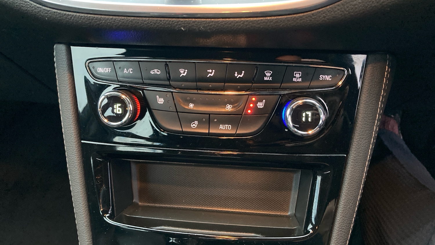 Used Vauxhall Astra 2018 for sale - 76707683: Photo 27