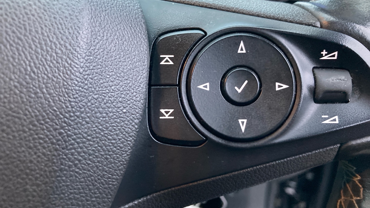 Used Vauxhall Astra 2018 for sale - 76707683: Photo 30