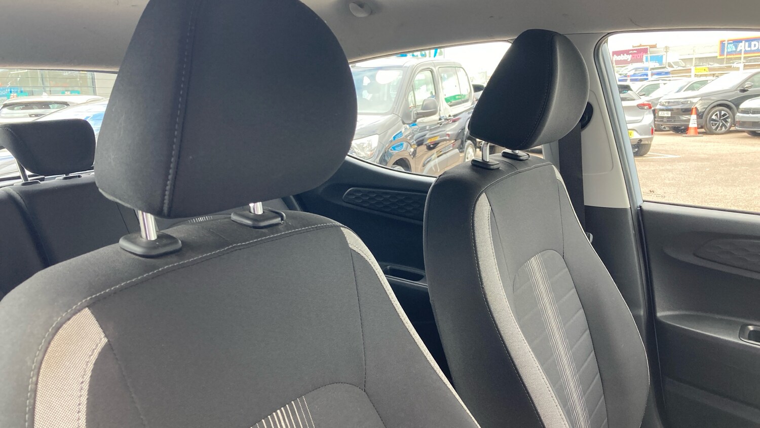 Used Hyundai i10 2021 for sale - 78041758: Photo 25