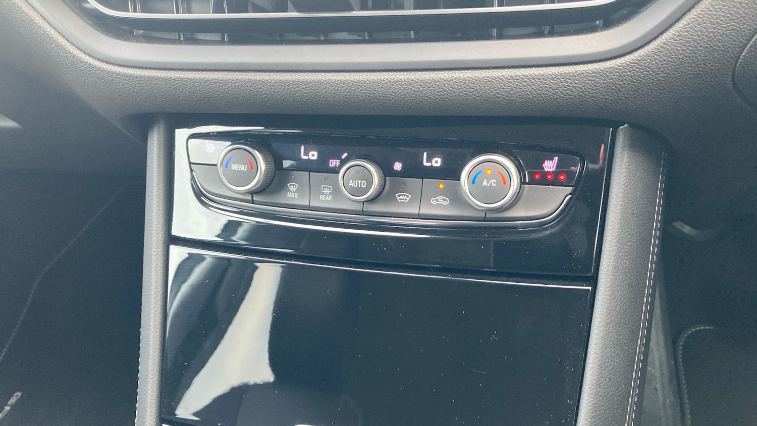 Used Vauxhall Grandland 2023 for sale - 76844764: Photo 28