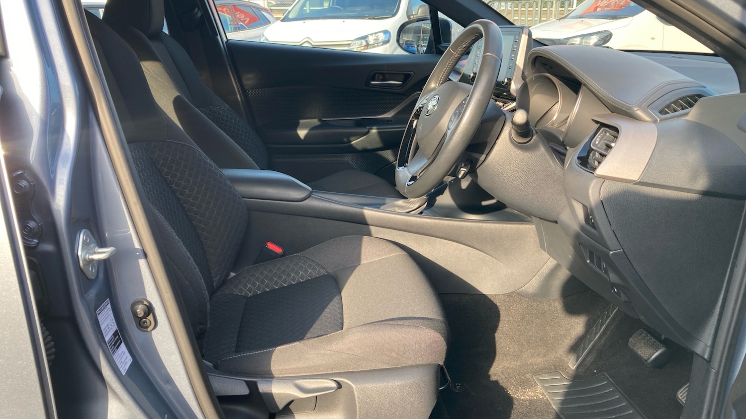 Used Toyota C-HR 2021 for sale - 77779070: Photo 25