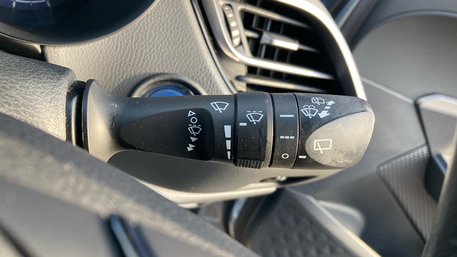 Used Toyota C-HR 2021 for sale - 77779070: Photo 31