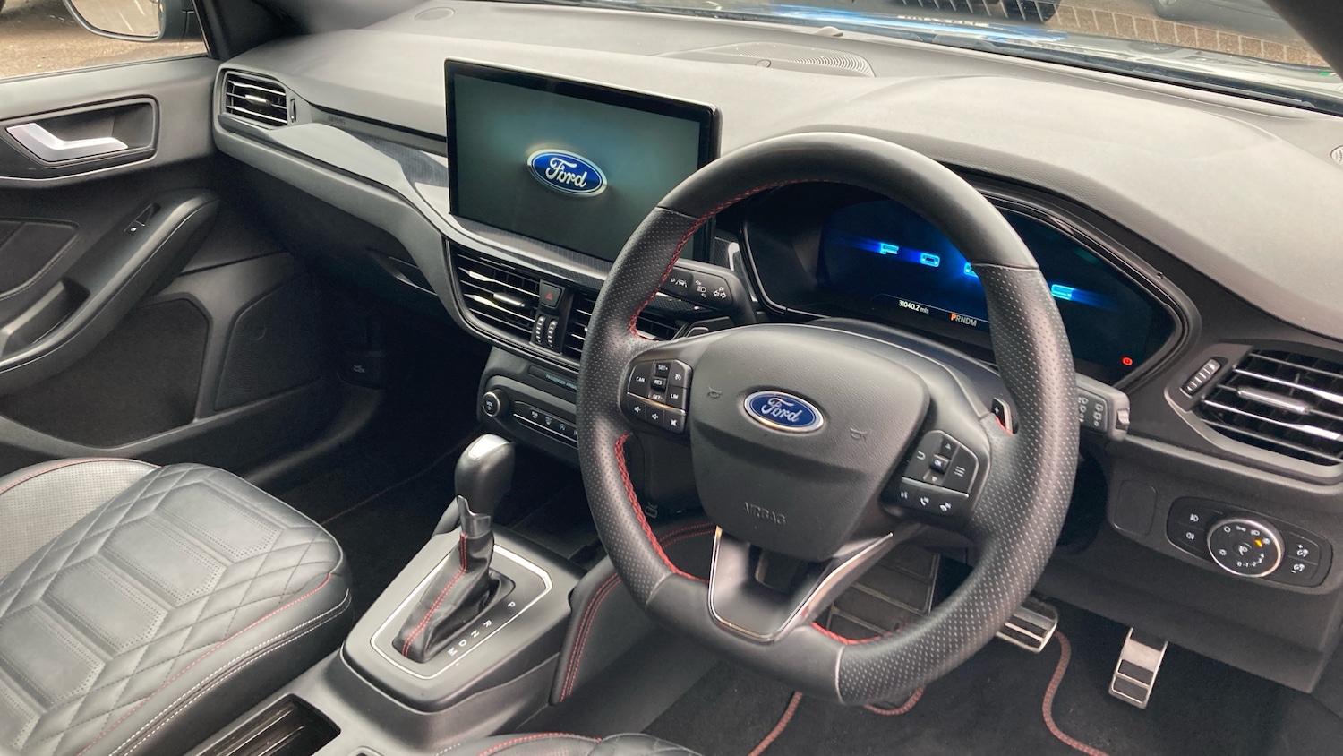 Used Ford Focus 2023 for sale - 76844763: Photo 11