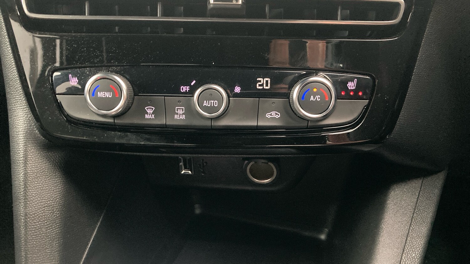 Used Vauxhall Mokka 2024 for sale - 76421758: Photo 30