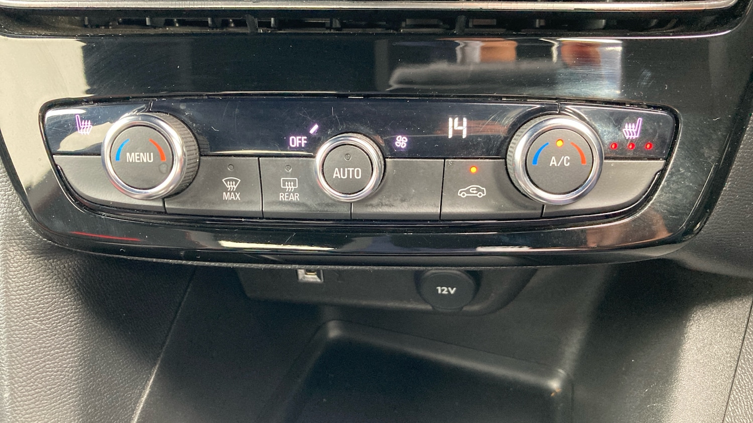 Used Vauxhall Mokka 2023 for sale - 76018039: Photo 31
