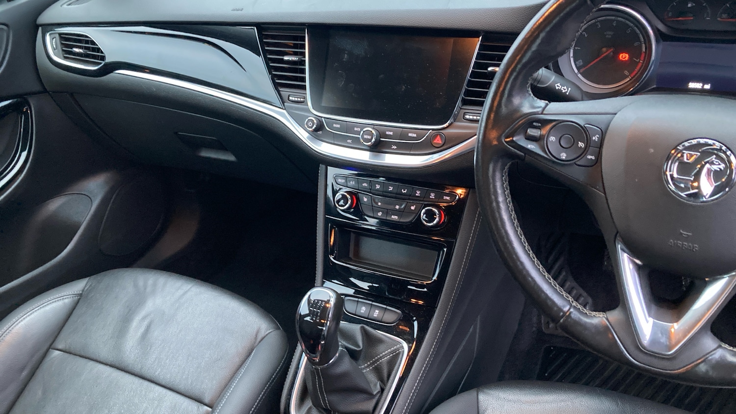 Used Vauxhall Astra 2018 for sale - 77222880: Photo 14