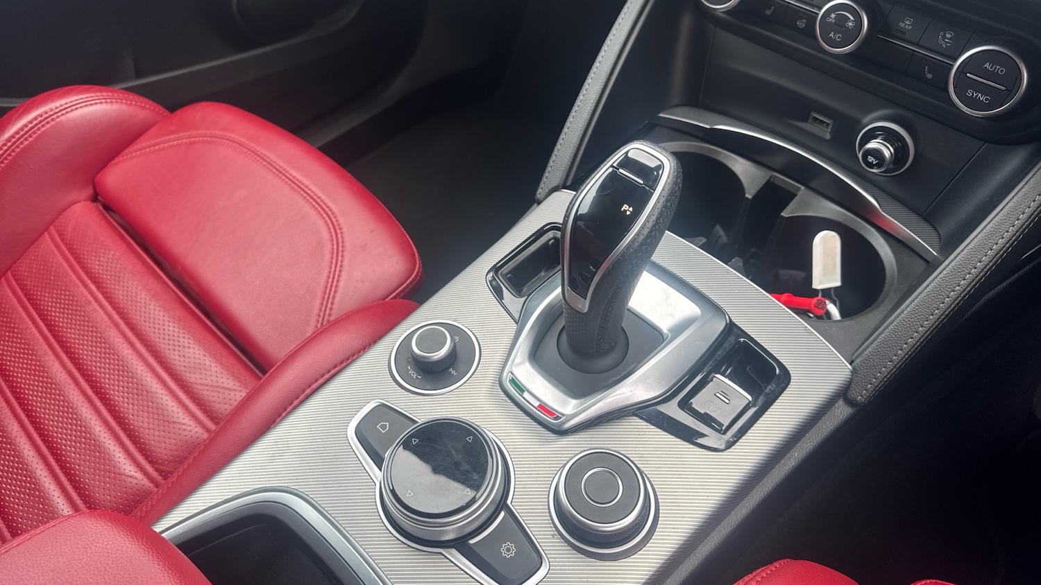 Used Alfa Romeo Stelvio 2022 for sale - 76664677: Photo 10