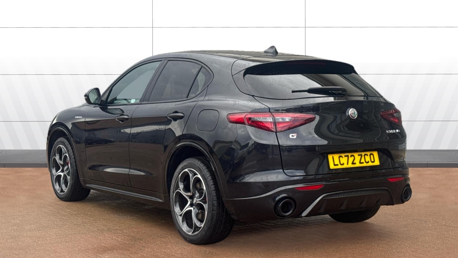 Used Alfa Romeo Stelvio 2022 for sale - 76664677: Photo 2
