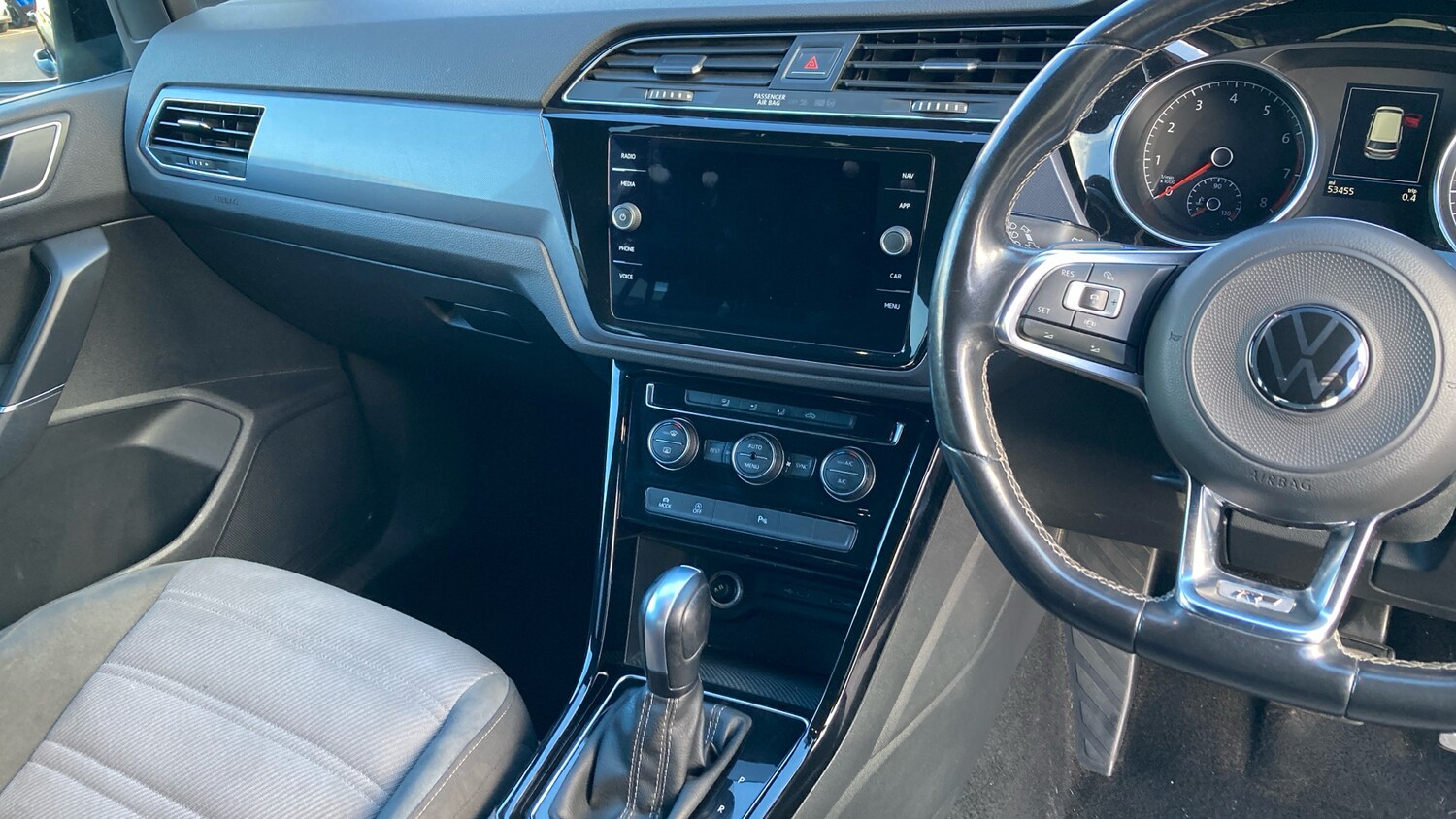 Used Volkswagen Touran 2020 for sale - 77446973: Photo 14