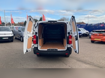 Used Vauxhall Vivaro 2022 for sale - 76430738: Photo