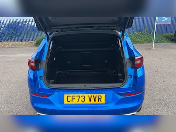 Used Vauxhall Grandland 2023 for sale - 79261020: Photo