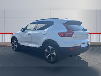 Used Volvo XC40 2023 for sale - 75391387: Photo