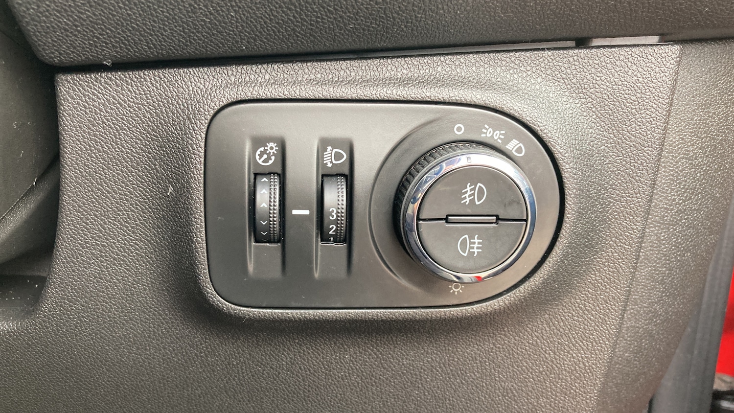 Used Vauxhall Corsa 2018 for sale - 76383083: Photo 25