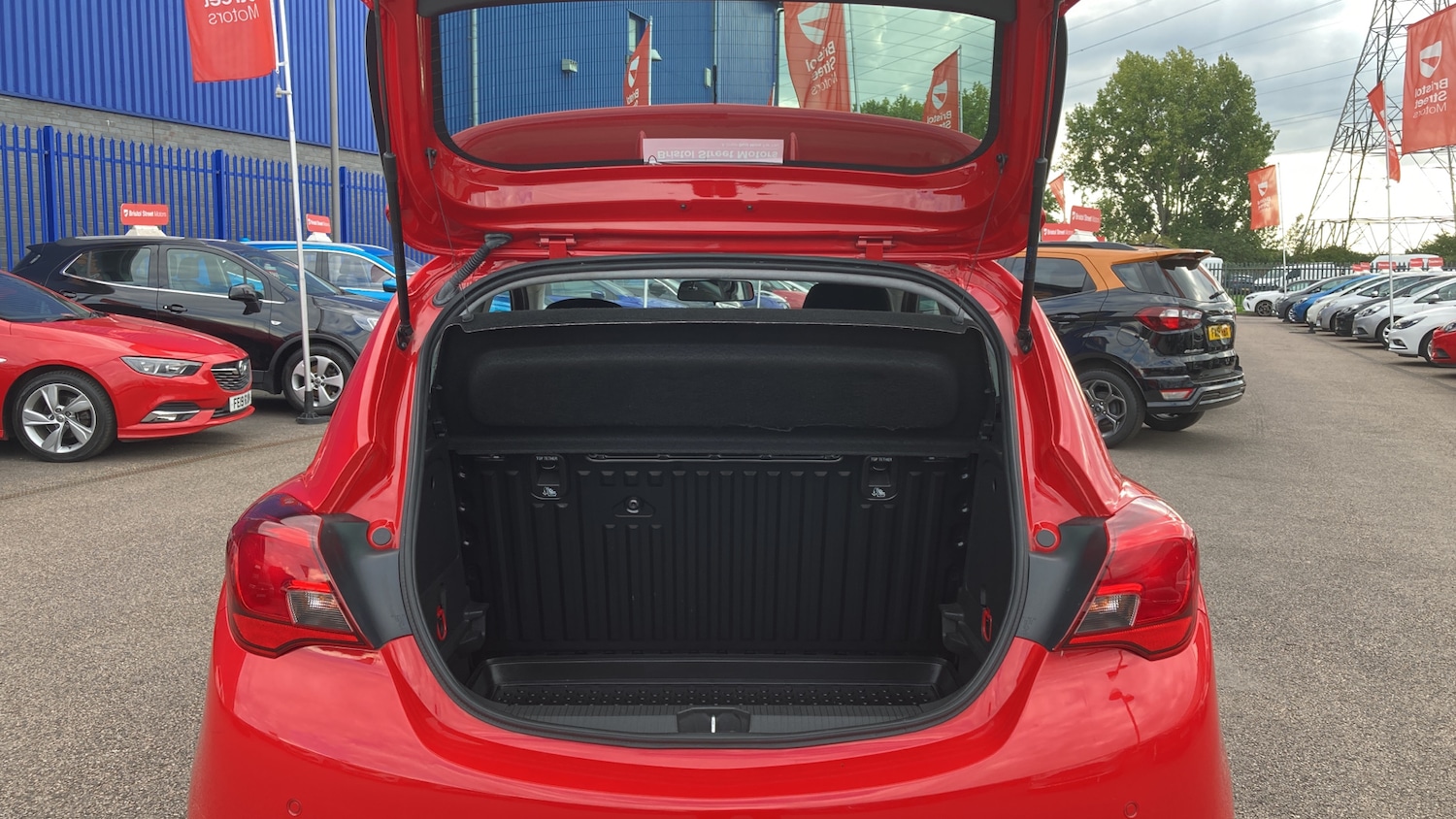 Used Vauxhall Corsa 2018 for sale - 76383083: Photo 4