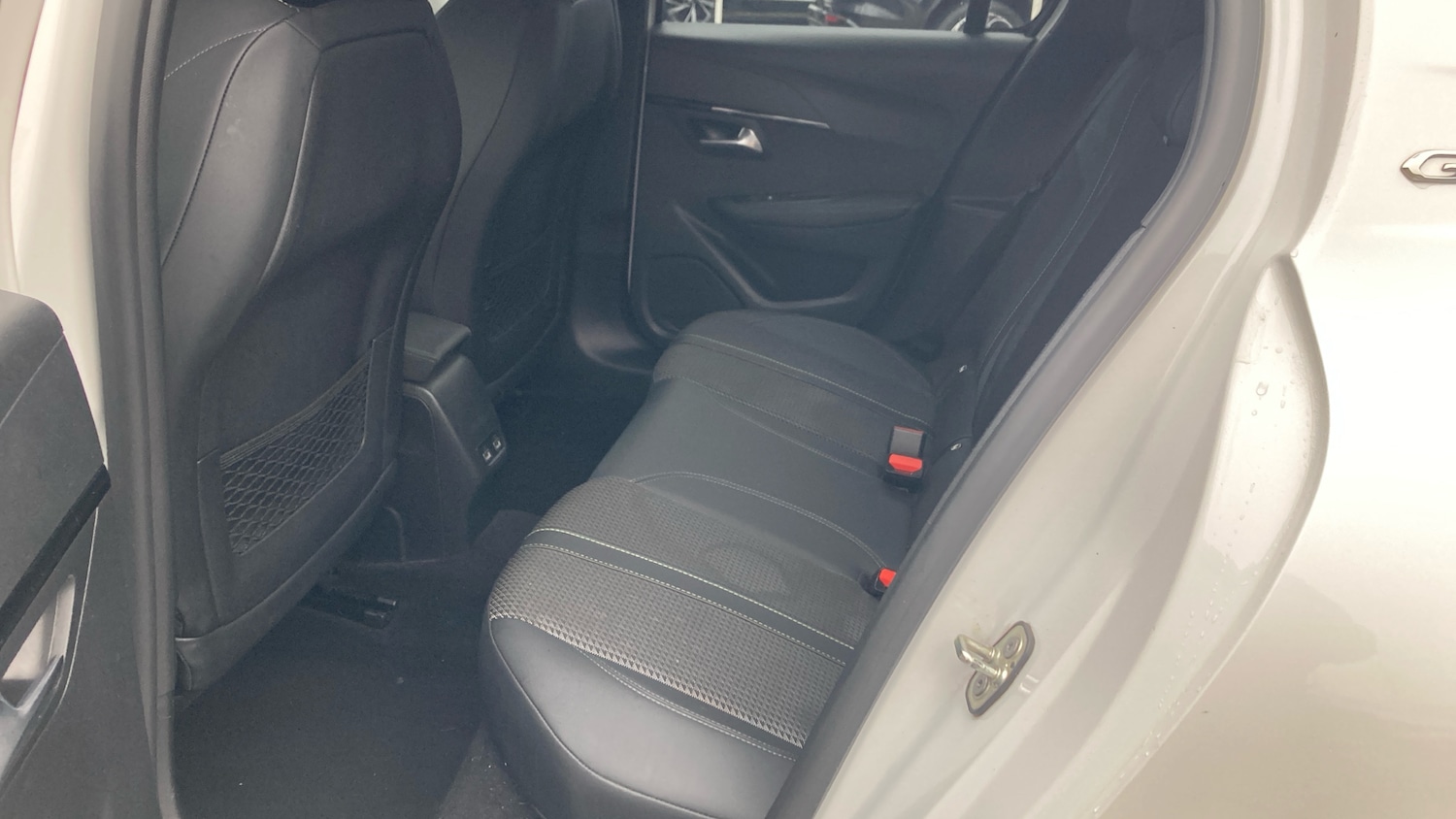 Used Peugeot 208 2020 for sale - 77136081: Photo 16