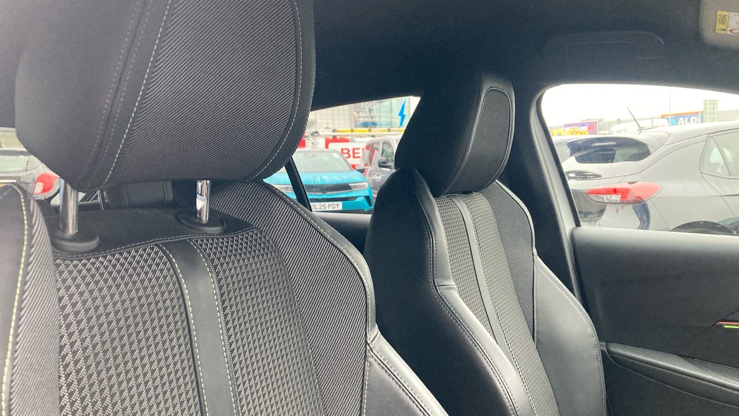 Used Peugeot 208 2020 for sale - 77136081: Photo 26